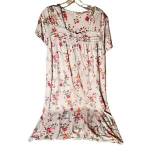 Laura Ashley Women’s Super Soft Nightgown Size Medium